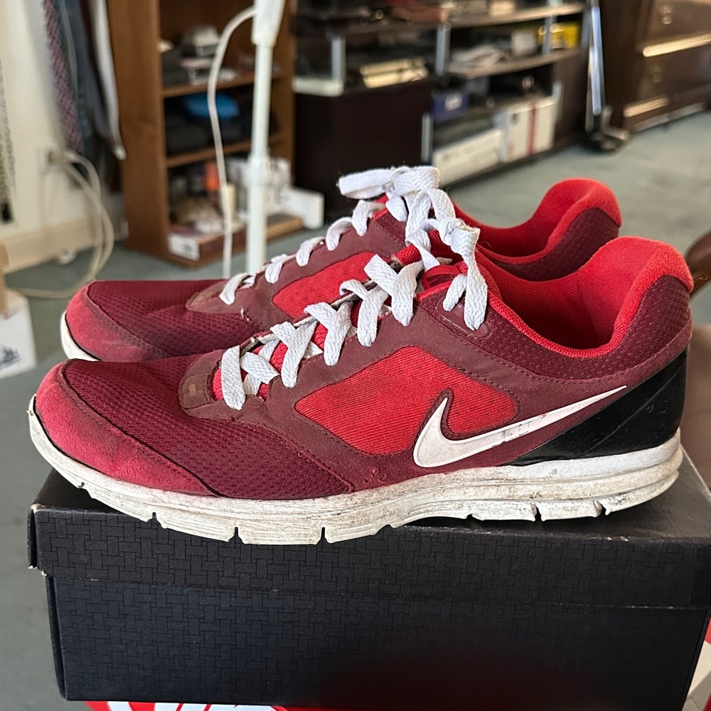 Nike Lunarlon Lunarfly 2 Men’s Running Sneakers Shoes size 9.5 Red Worn